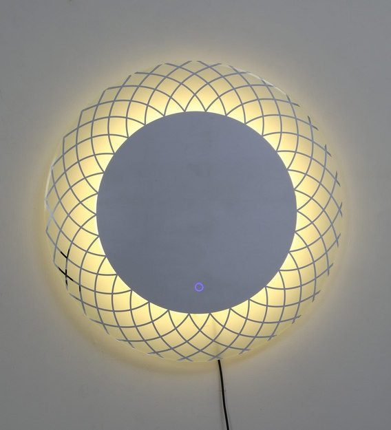 round wall mirror in silver colour round wall mirror in silver colour suon0z