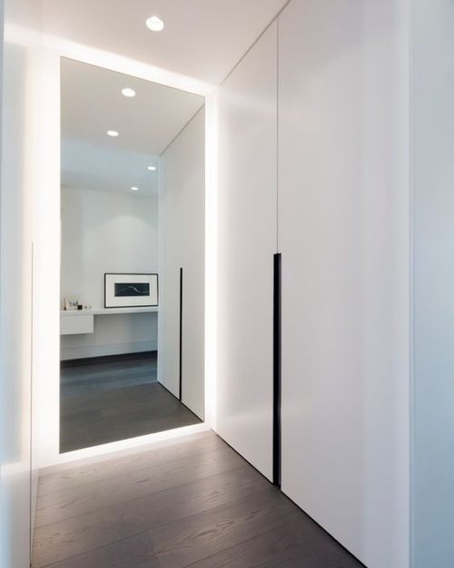 office light mirror 500×625 1