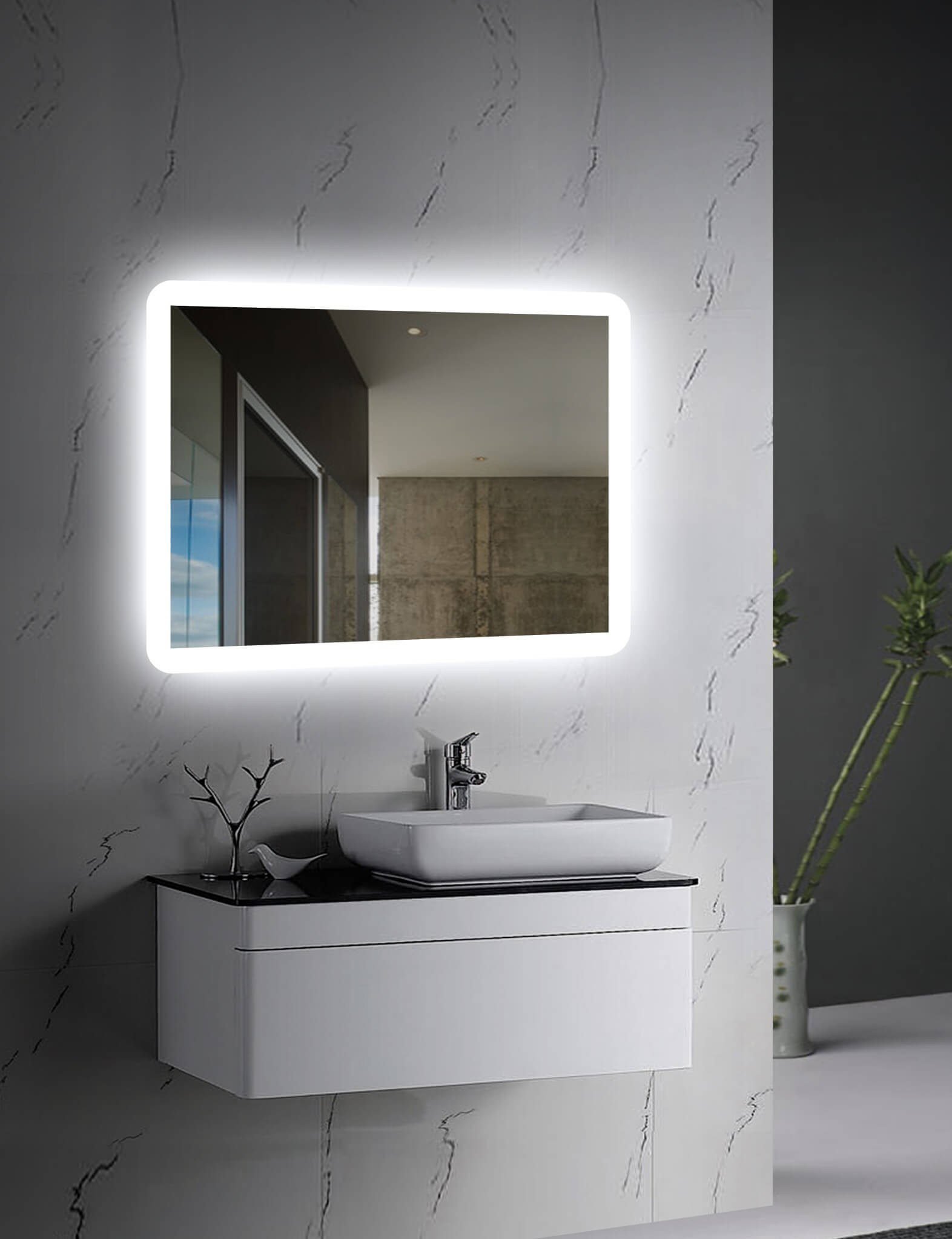THE PERFECT LED MIRROR FOR YOUR HOME