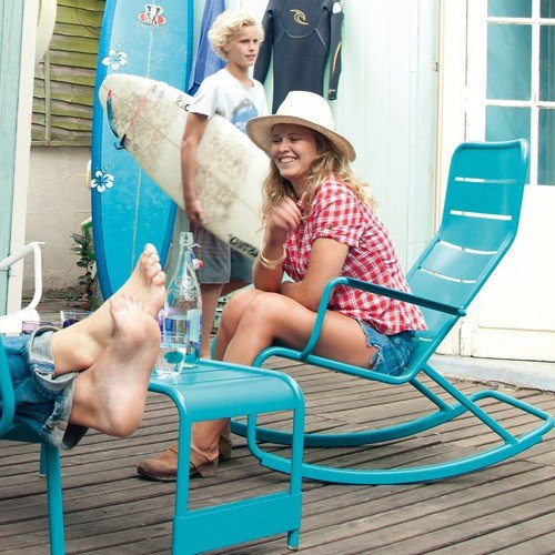 birght and modern outdoor rocking lounge chair.