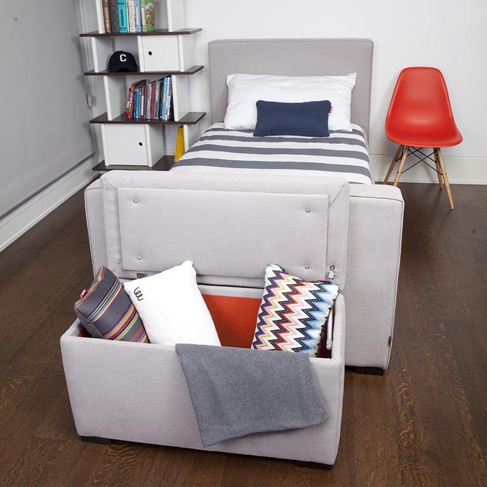 modern storage bench for bedrooms.