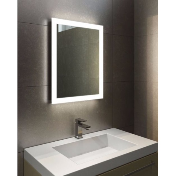 halo tall light mirror 500x625 1